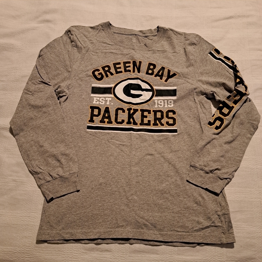 Green Bay Packers boys xl or 14/16 long sleeved gray shirt